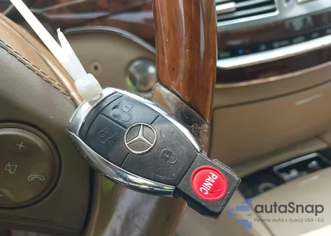 2007 Mercedes-Benz S 550 from USA, damaged, VIN WDDNG71X47A108623